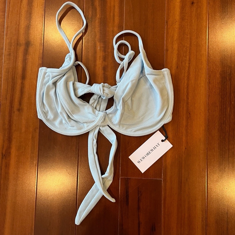 WeWoreWhat Bikini Top Underwire Full Coverage Cottage Light Blue New Plus XXL 2X